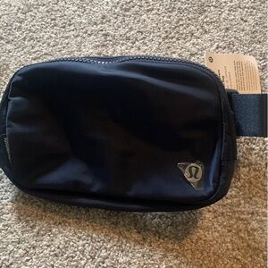 NWT Lululemon Athletica Navy Belt Bag